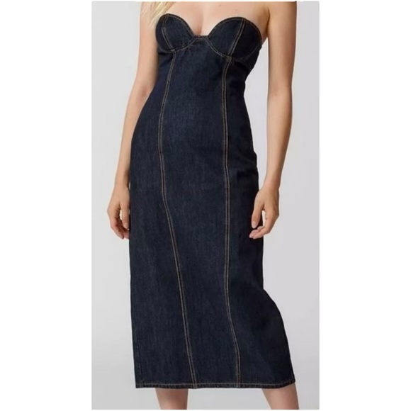 Lioness Dresses & Skirts - NWT LIONESS Smokeshow Dark Wash Denim Strapless Sleeveless Midi Dress sz M